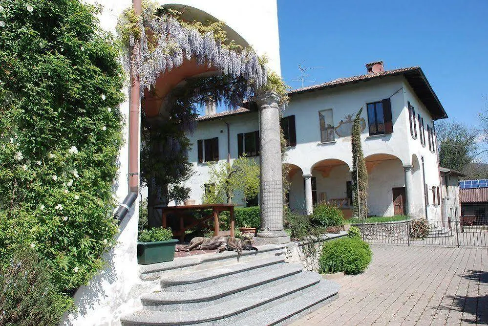 B&B Villa Natta Uggiate Panzió